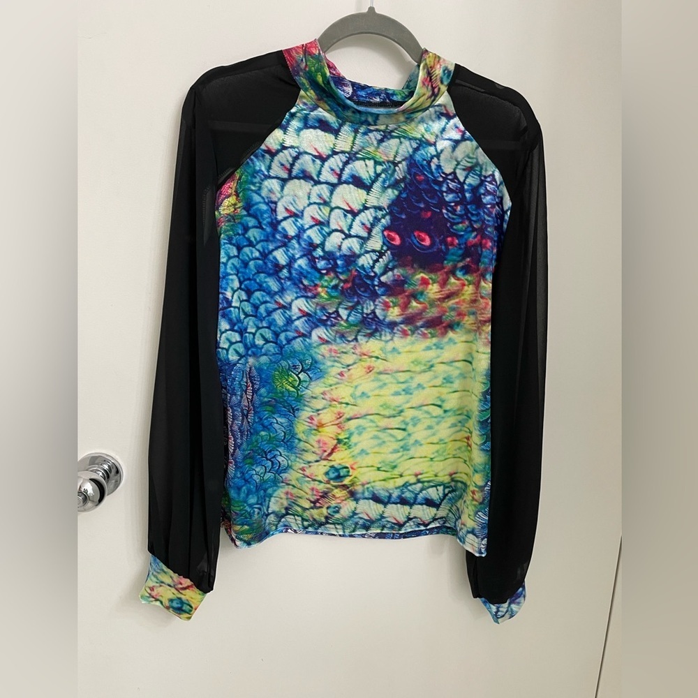 Unique colorful shirt